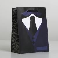 Пакет подарочный бумажный (12х15х5,5) ламинир Костюм 1/600