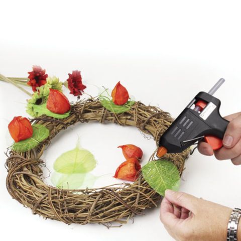 Клеевой пистолет 15 Вт, для стержня 7 мм, BRAUBERG, в блистере 1/24/48 Клеевой пистолет 15 Вт, для стержня 7 мм, BRAUBERG, в блистере 1/24/48