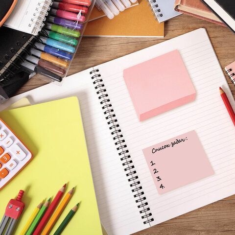 Блок самоклеящийся 76х76мм 100л розовый пастель STAFF 1/12