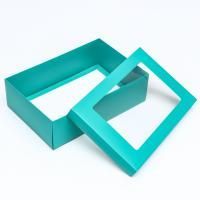 Коробка с окном 300х200х90мм картонная изумрудная 1/5/170