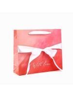 Пакет подарочный бумажный (26х30х9) ламинир С любовью 1/220