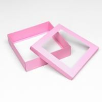 Коробка с окном 300х300х80мм картонная розовая 1/5/140