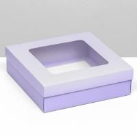 Подарочная коробка с окном 20х20х6см Сиреневая 5/400 Подарочная коробка с окном 20х20х6см Сиреневая 5/400