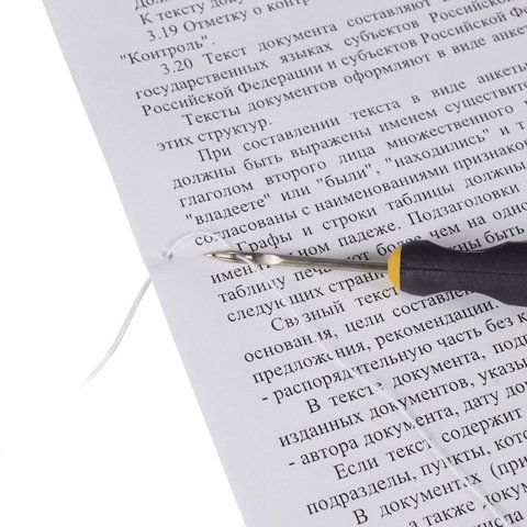 Набор для прошивки документов (шило с ушком нить 60 м) в блистере STAFF 1/100