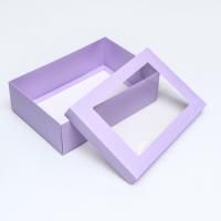 Коробка с окном 300х200х90мм картонная лавандовая 1/5/170